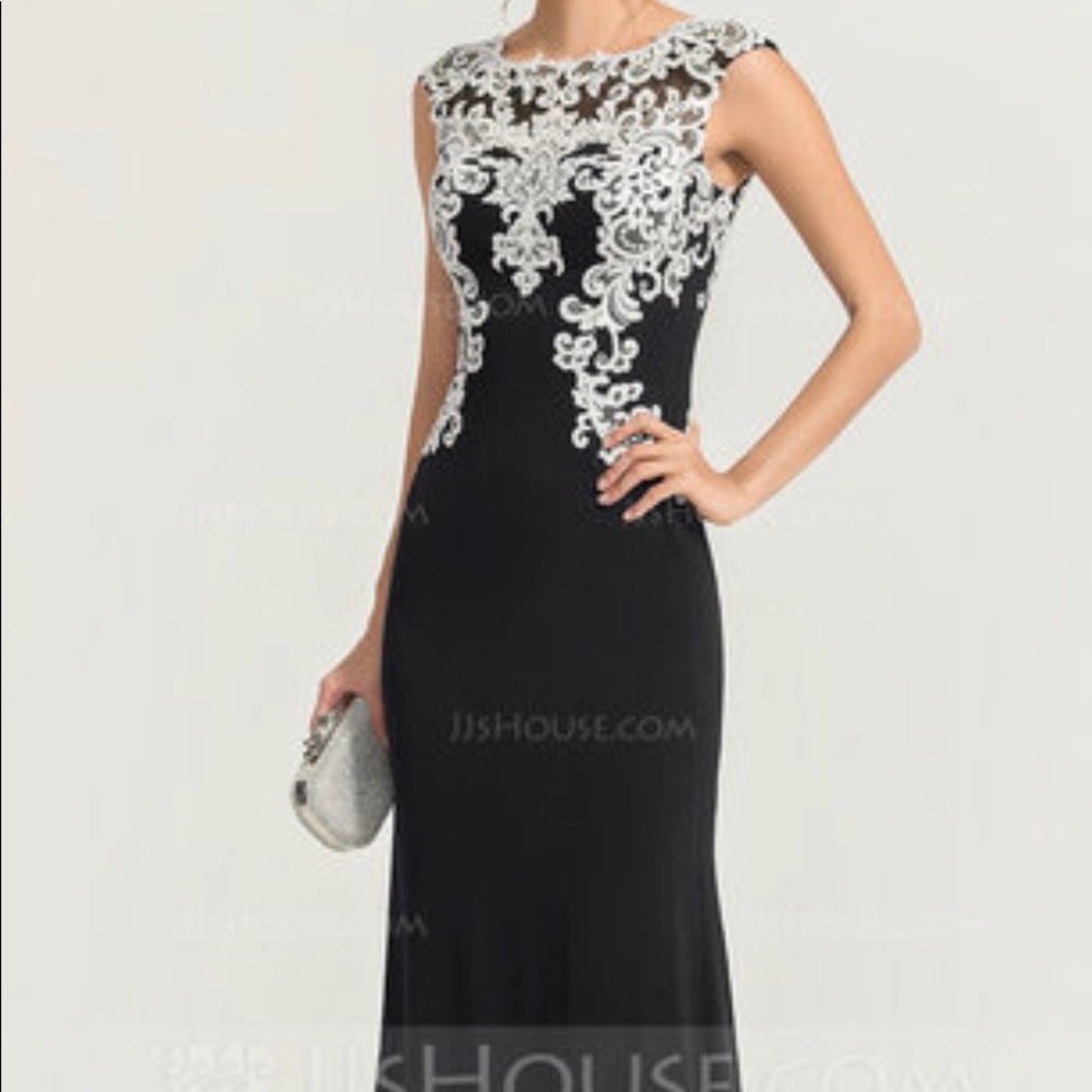 Sheath/Column Scoop Neck Floor lengthEvening Dress
